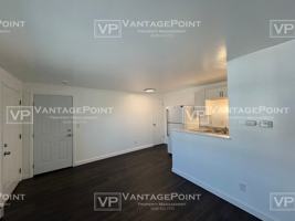 featured image of 1558 Cass St #B