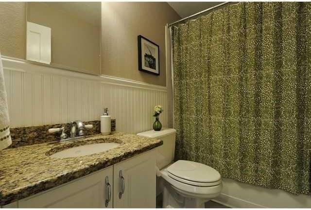 1404 Karen Ave #1 - Photo 3 of 3