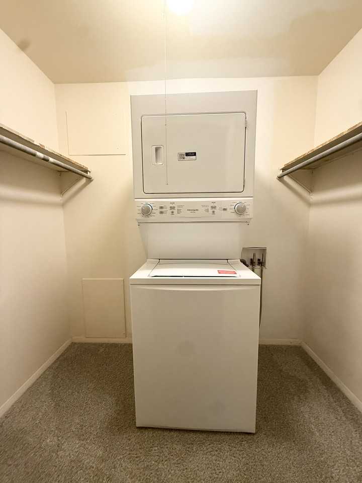 2060 Allen Blvd #2060-3 - Photo 4 of 8