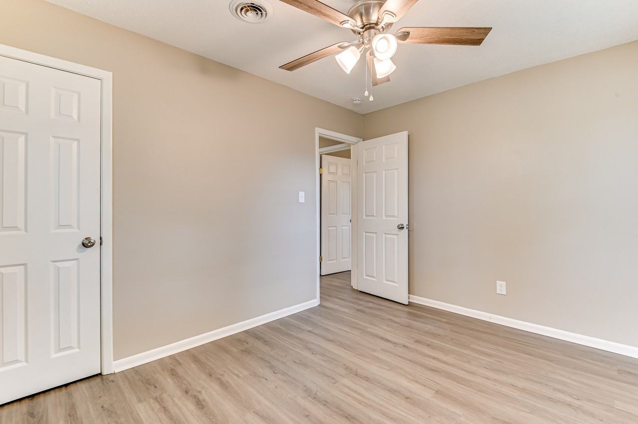 2328 Prague Ct #1 - Photo 6 of 12