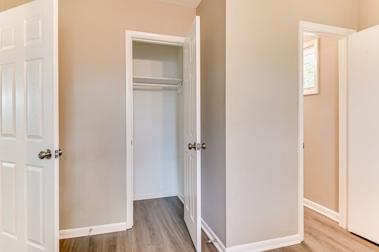 2328 Prague Ct #1 - Photo 7 of 12