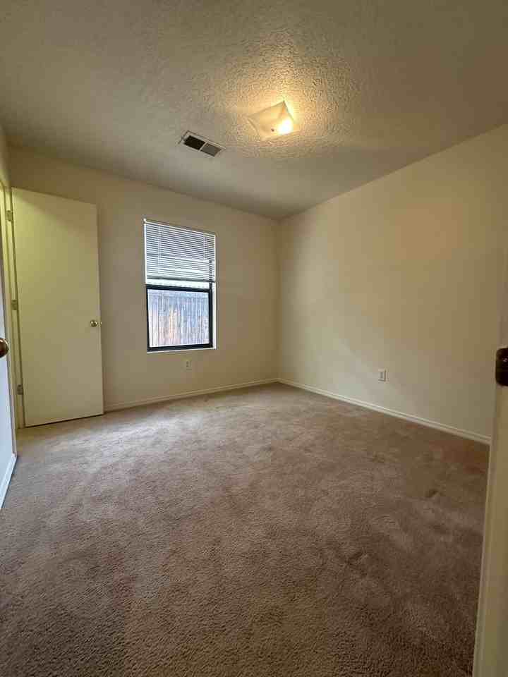 11012 Hackamore Ave Sw #1 - Photo 2 of 9