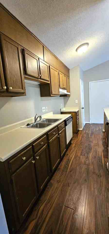 2332 2332 West Vandalia RoadUnit M #M - Photo 4 of 11