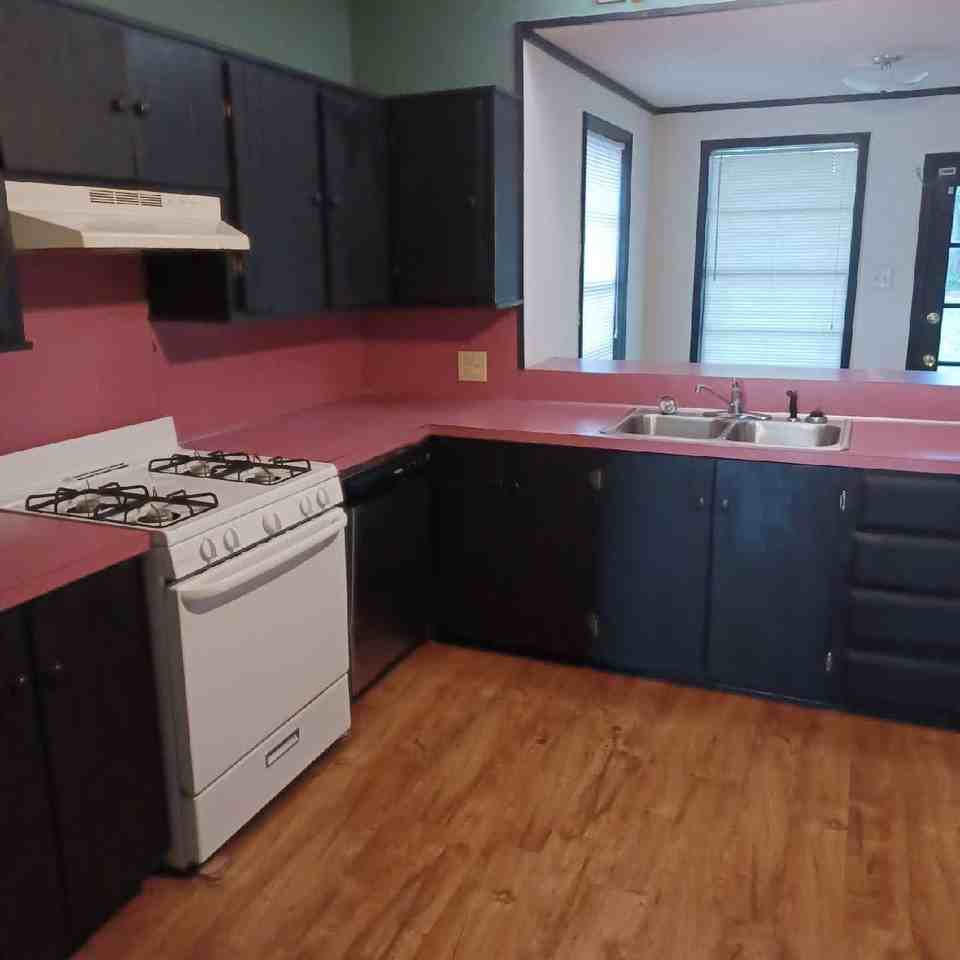 307 E Colorado Ave #1 - Photo 5 of 5