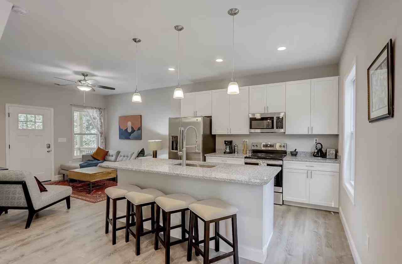 47 Hillcrest Rd #1 - Photo 7 of 15