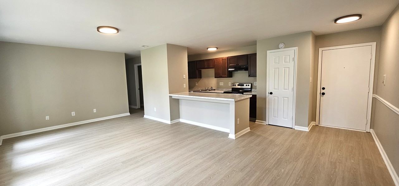 3109 Darden RoadUnit B #B - Photo 6 of 27
