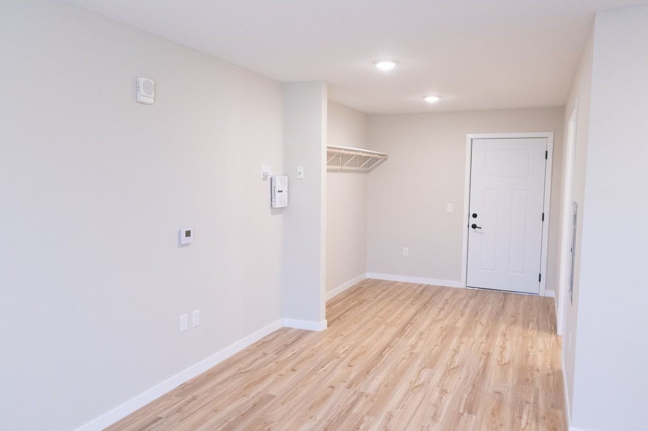 Elmview III Apartments - Photo 2 of 48