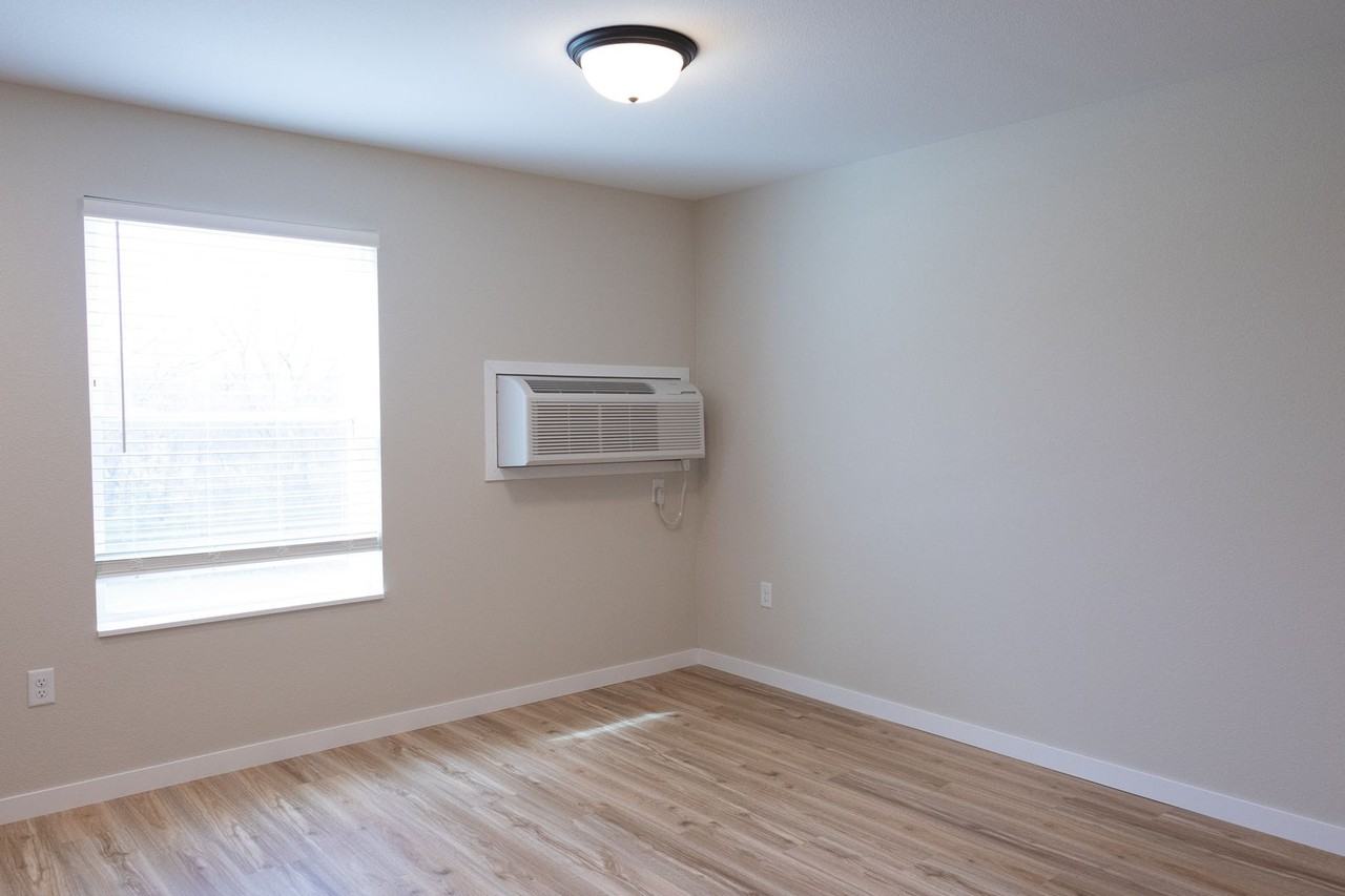 Elmview III Apartments - Photo 3 of 48