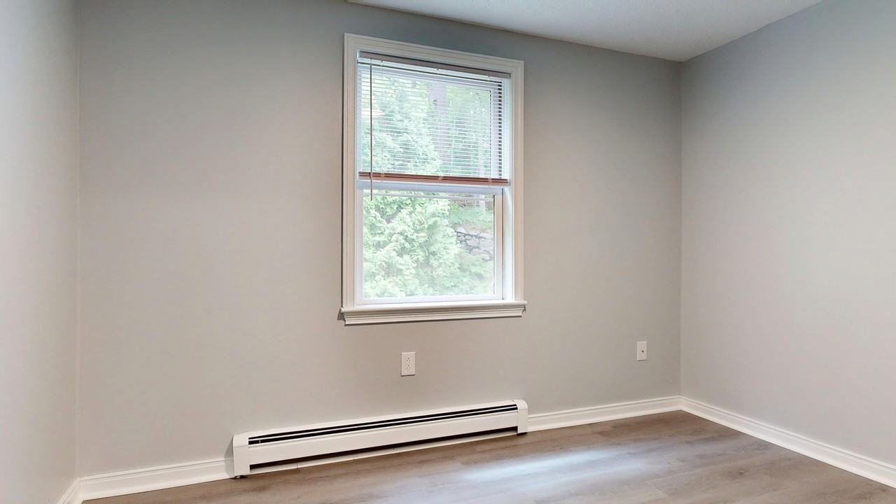 3 Ledgeview LaneApt #15 - Photo 7 of 34