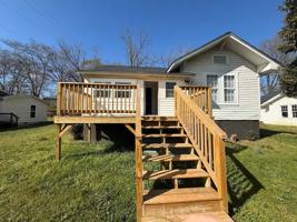 featured image of 115 Larch Cir #1