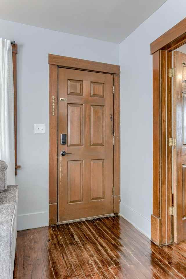 4806 Charles St #1 - Photo 5 of 25