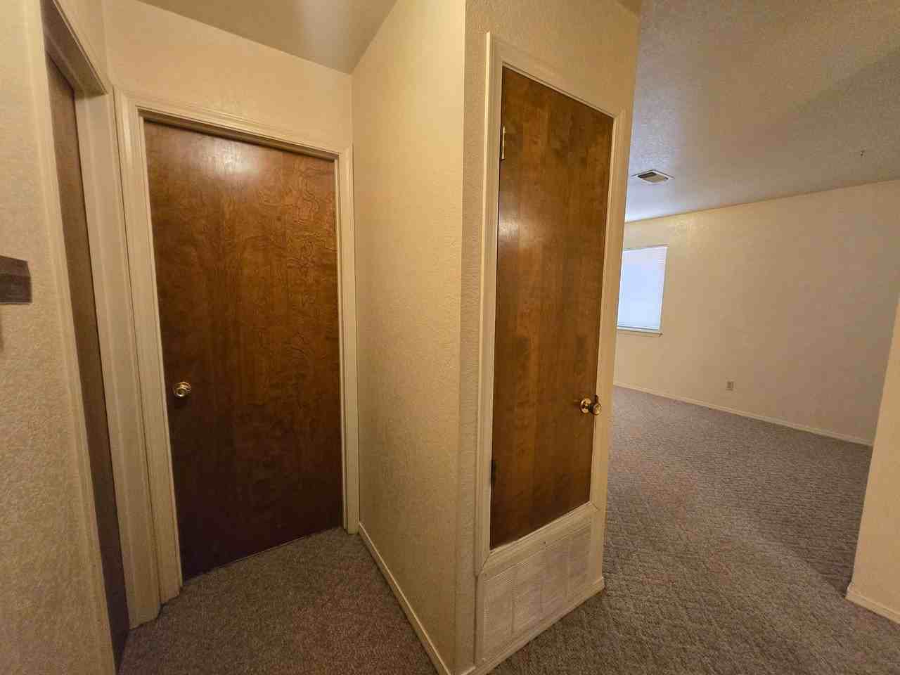 Meadow Lane Apartments - Photo 6 of 28