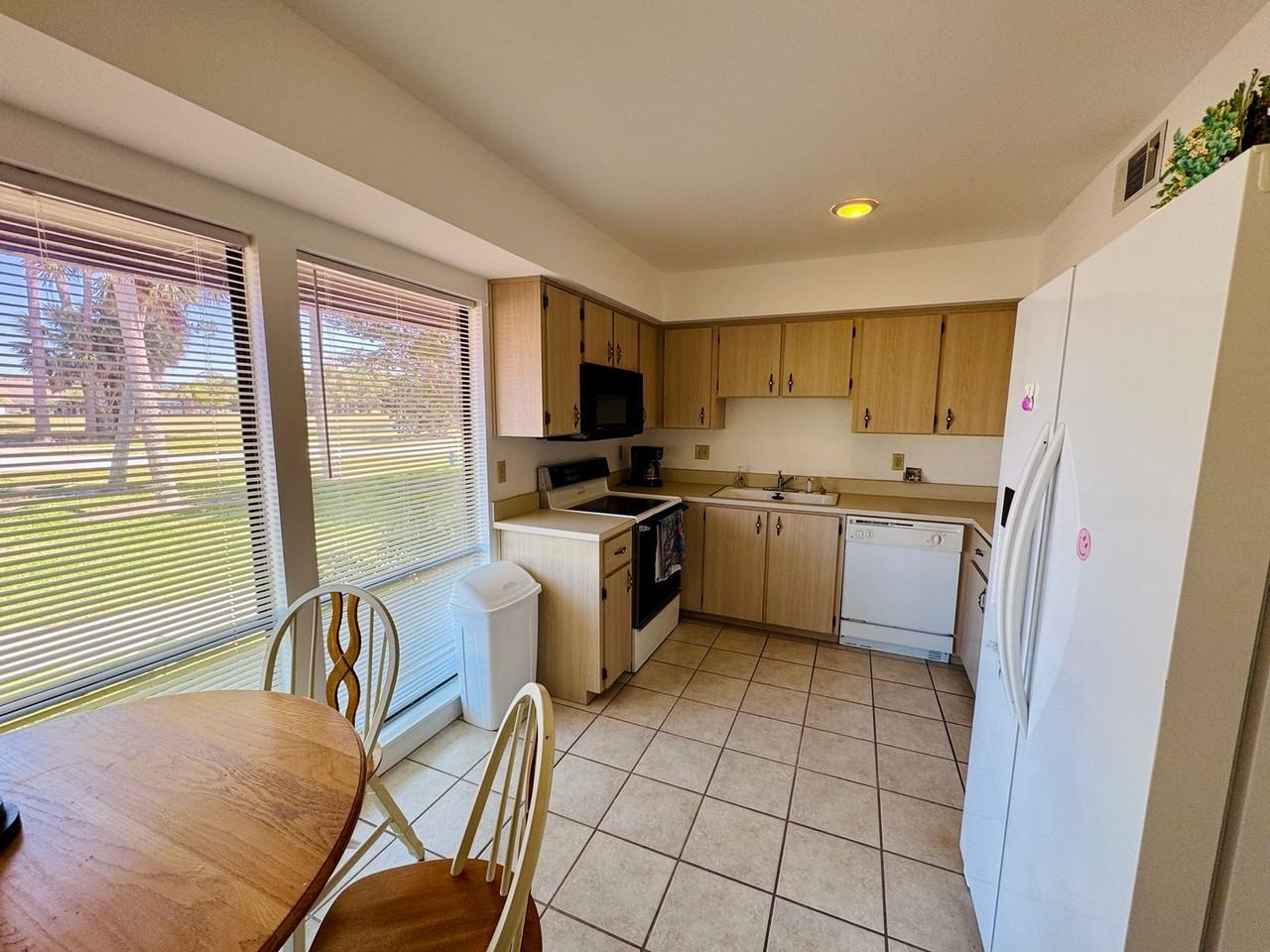 58 Club House Dr - Photo 3 of 15