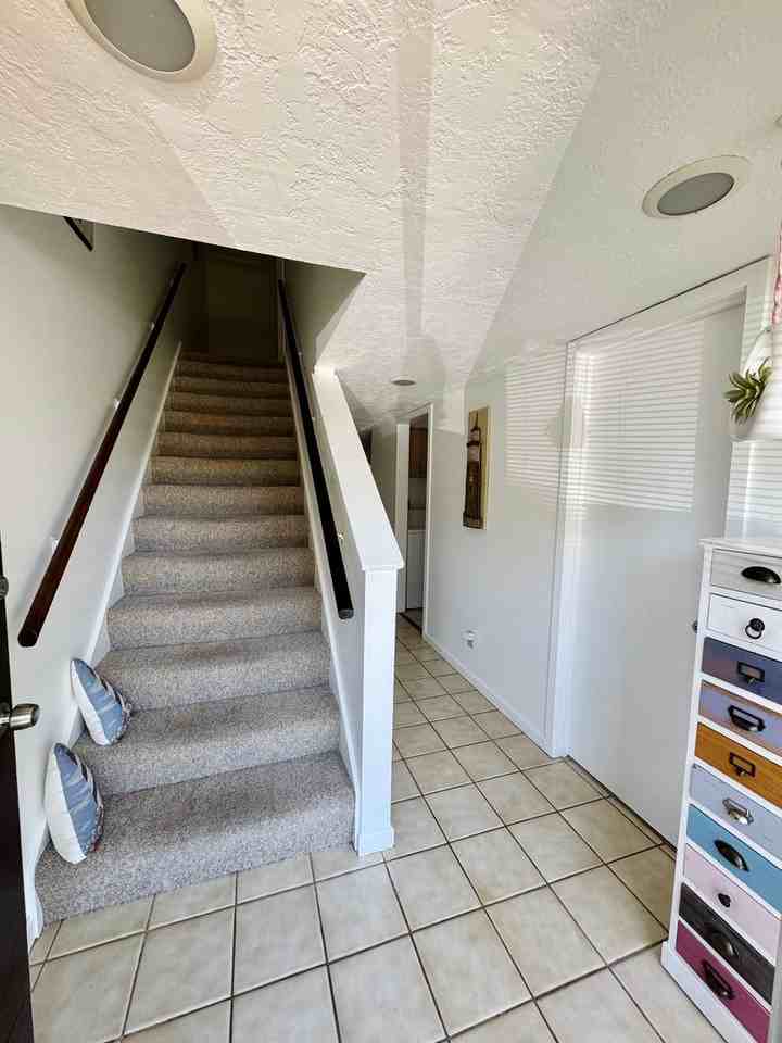 58 Club House Dr - Photo 7 of 15
