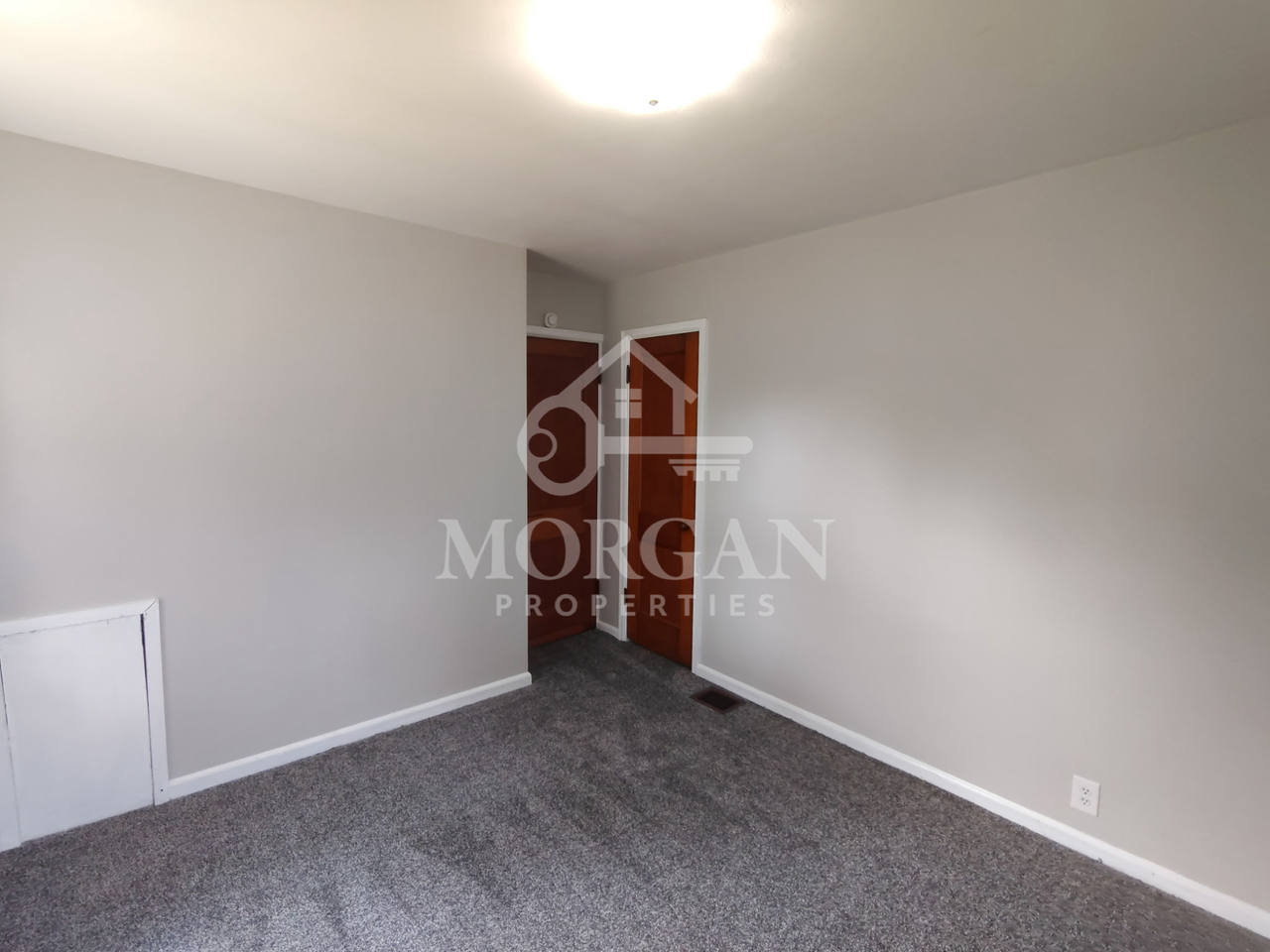 321 W 29th St - Photo 6 of 6