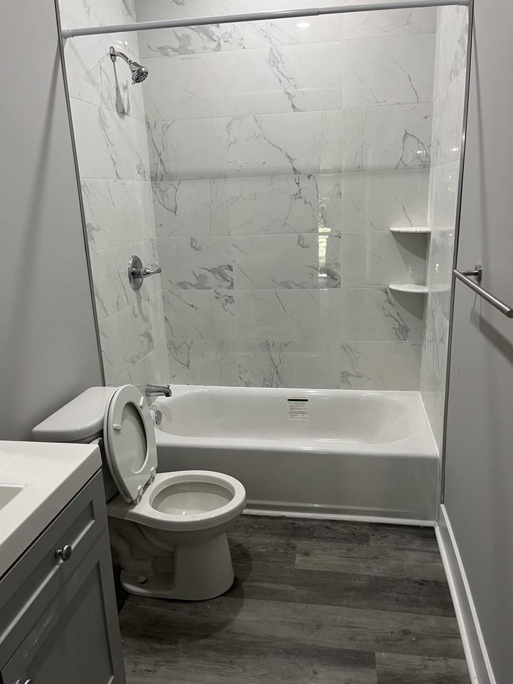 2034 Edgmont Ave Apt 1r #1R - Photo 5 of 5
