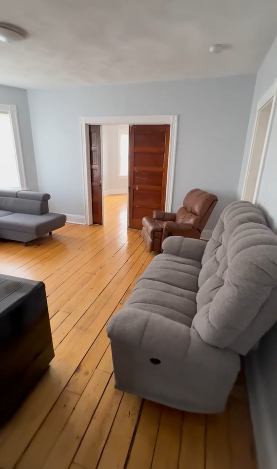 21 Goddard St #2 - Photo 5 of 6