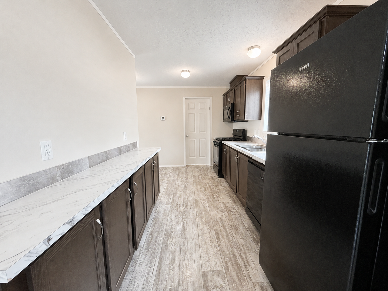 11708 Cascade Cir #184 - Photo 4 of 28