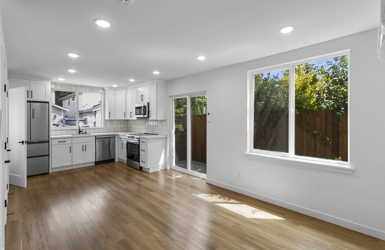 1012B S Donovan St #1 - Photo 4 of 24