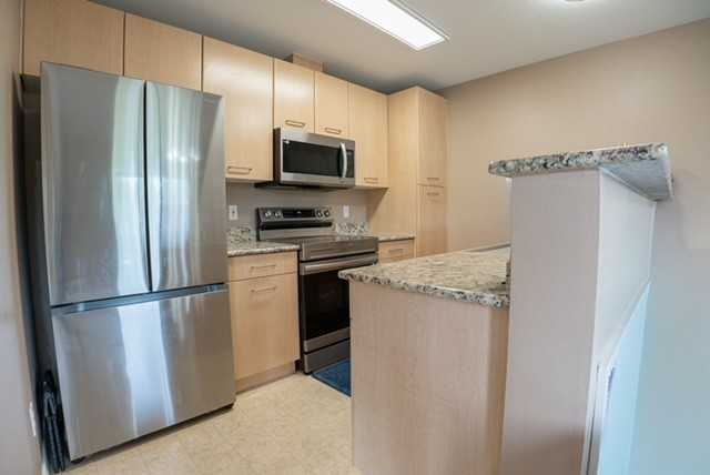 710 240th Way Southeast - Photo 3 of 17