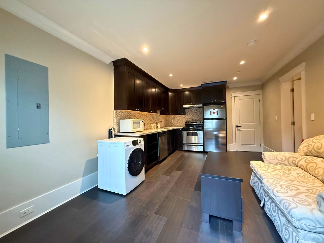 3558 West 11th Avenue - Photo 3 of 7