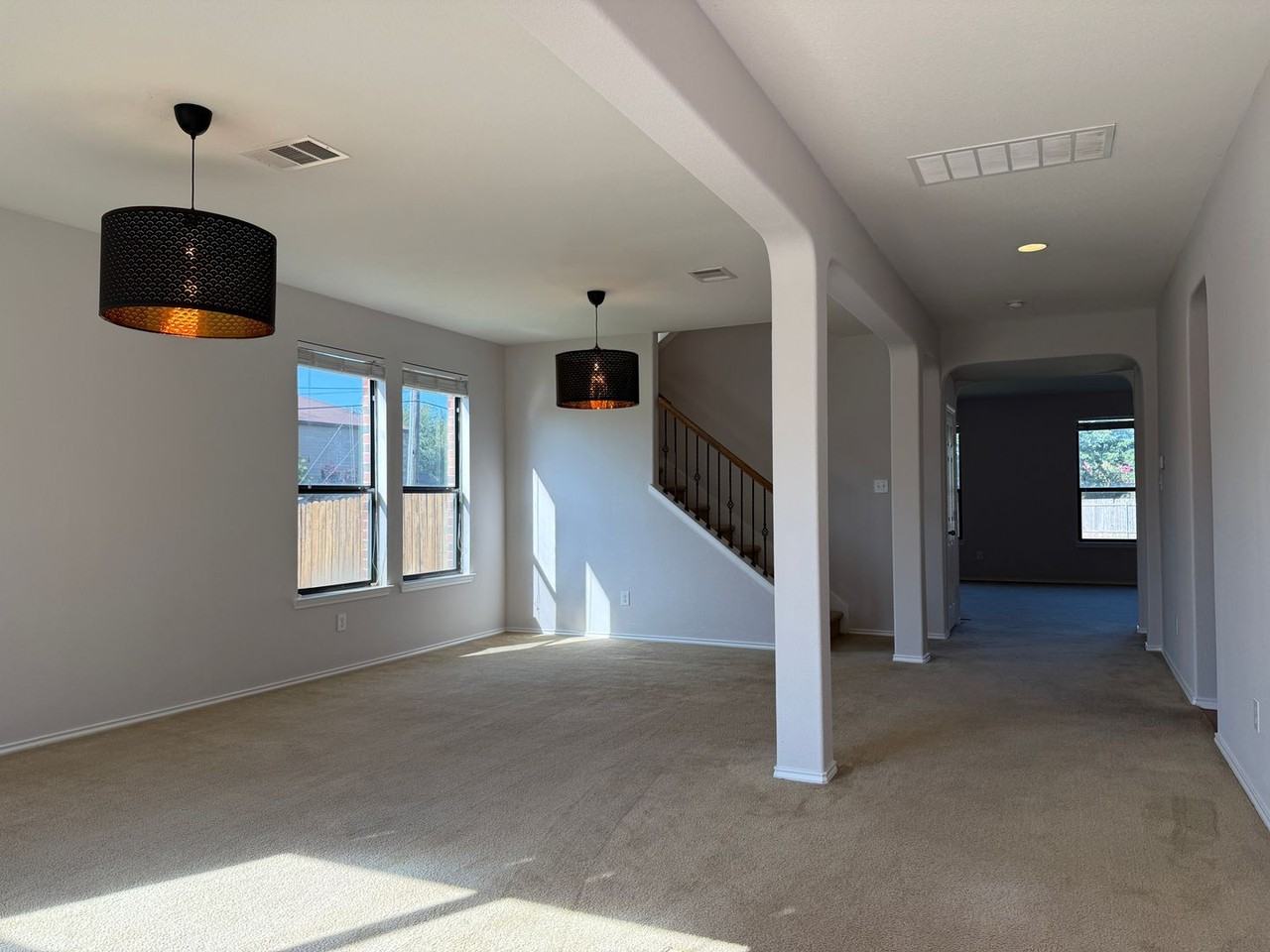 2250 Howry Dr - Photo 4 of 41