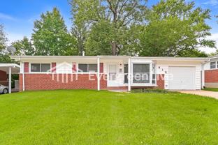 415 Larry Dr - Photo 1 of 1