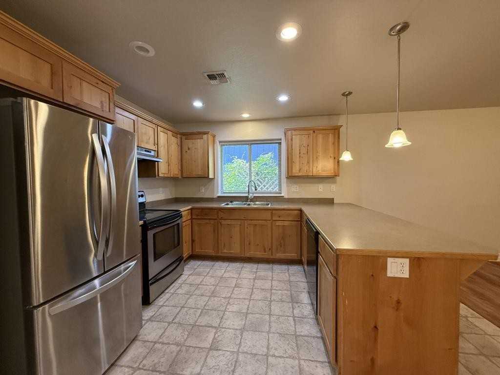 2150 Nw Tara Ln - Photo 5 of 14
