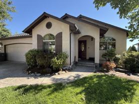 1176 Ne Bonney Doon Ln - Photo 1 of 1