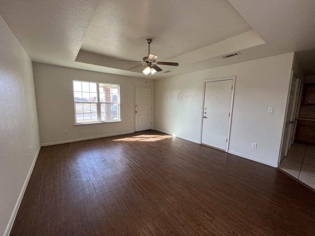 601 Bermuda - Photo 4 of 20