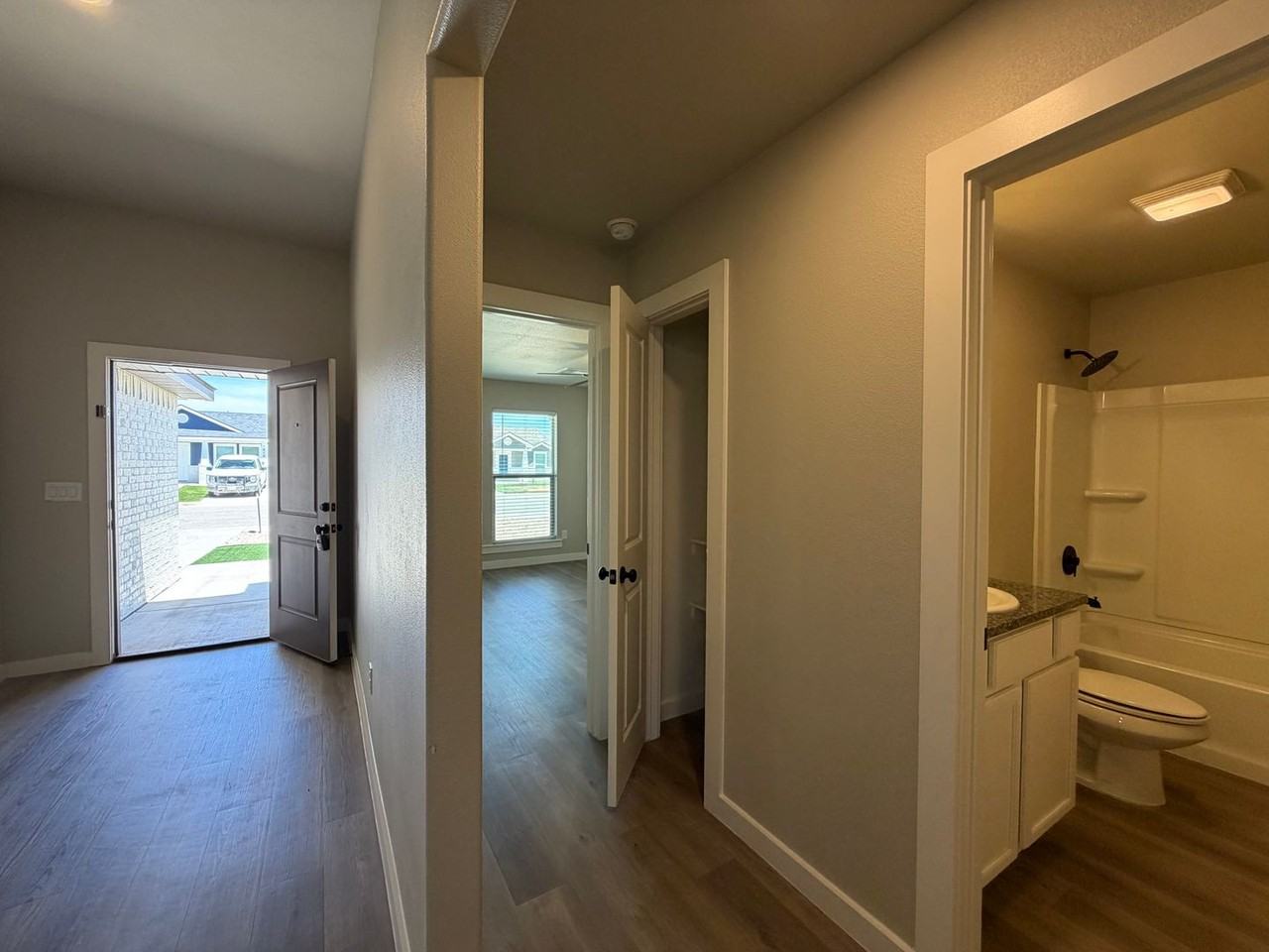 1813 134th St - Photo 7 of 18