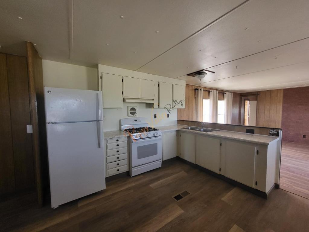 1501 N Broken Arrow Rd - Photo 5 of 14
