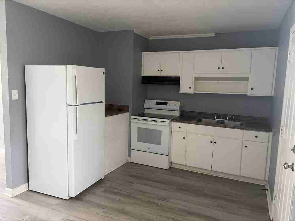 410 Beta St - Photo 5 of 13
