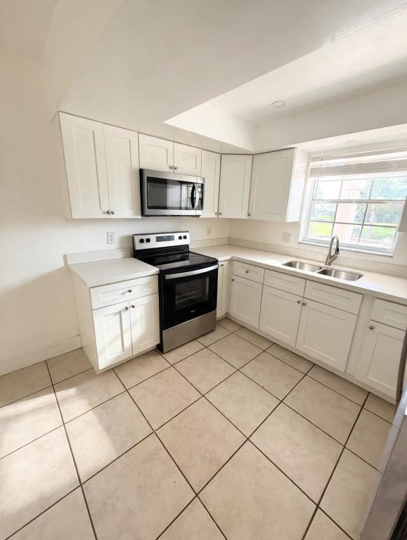 1017 Nw 30th Ct #5