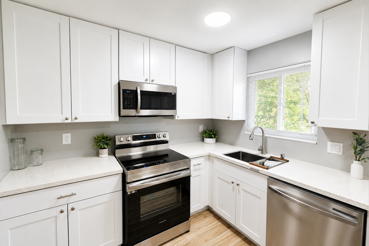 2568 Grove Way - Photo 4 of 7