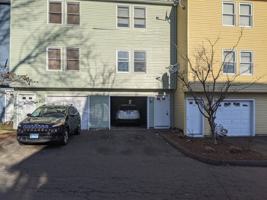 featured image of 998 Campbell Ave