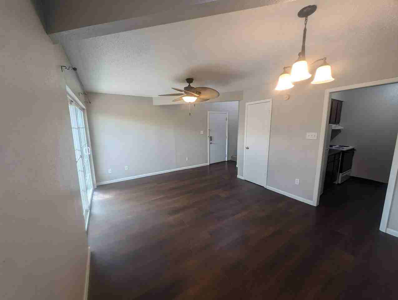 1802 Potomac Pl #C - Photo 5 of 22