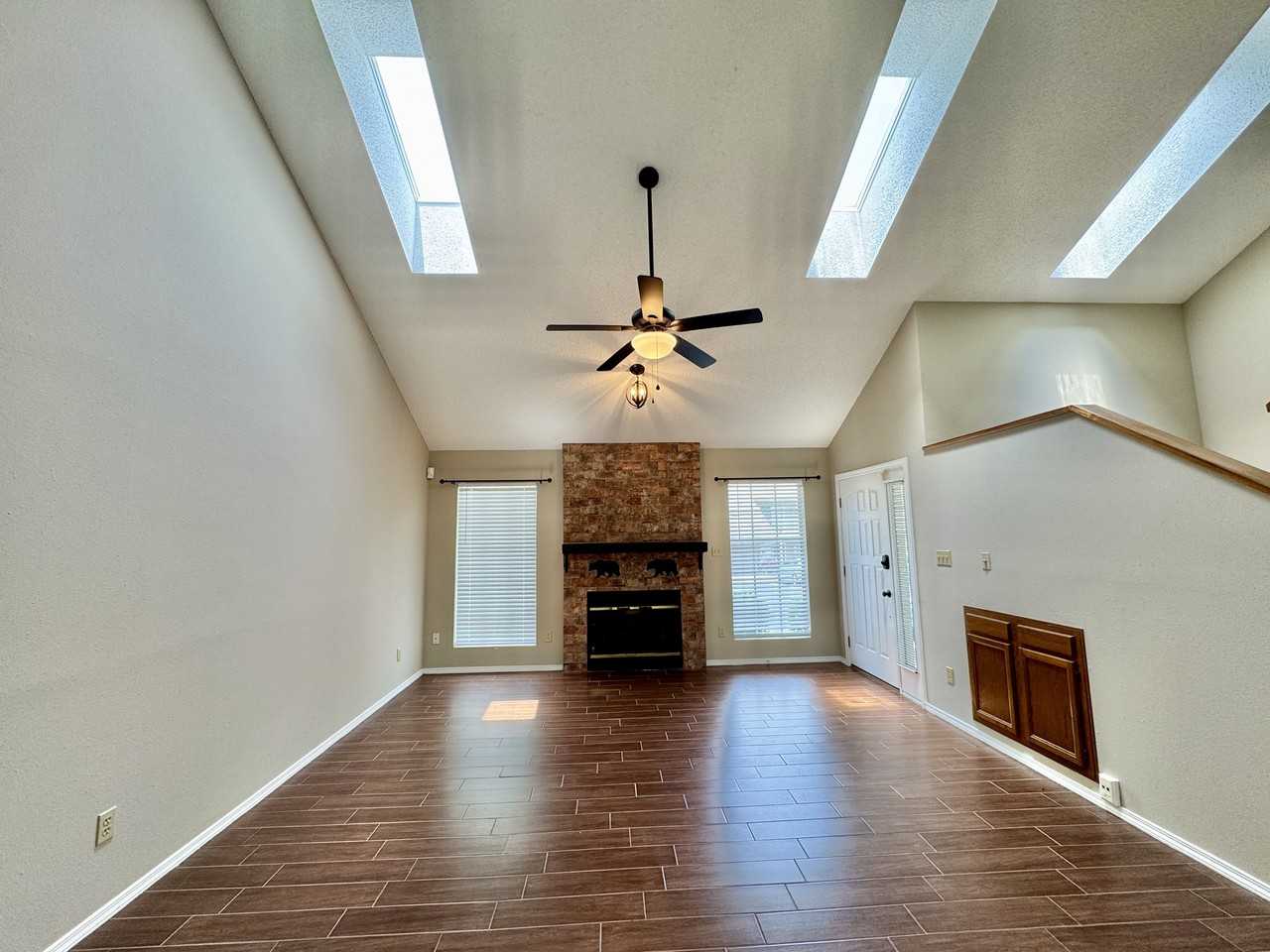 205 Chota View Cir #1 - Photo 4 of 14
