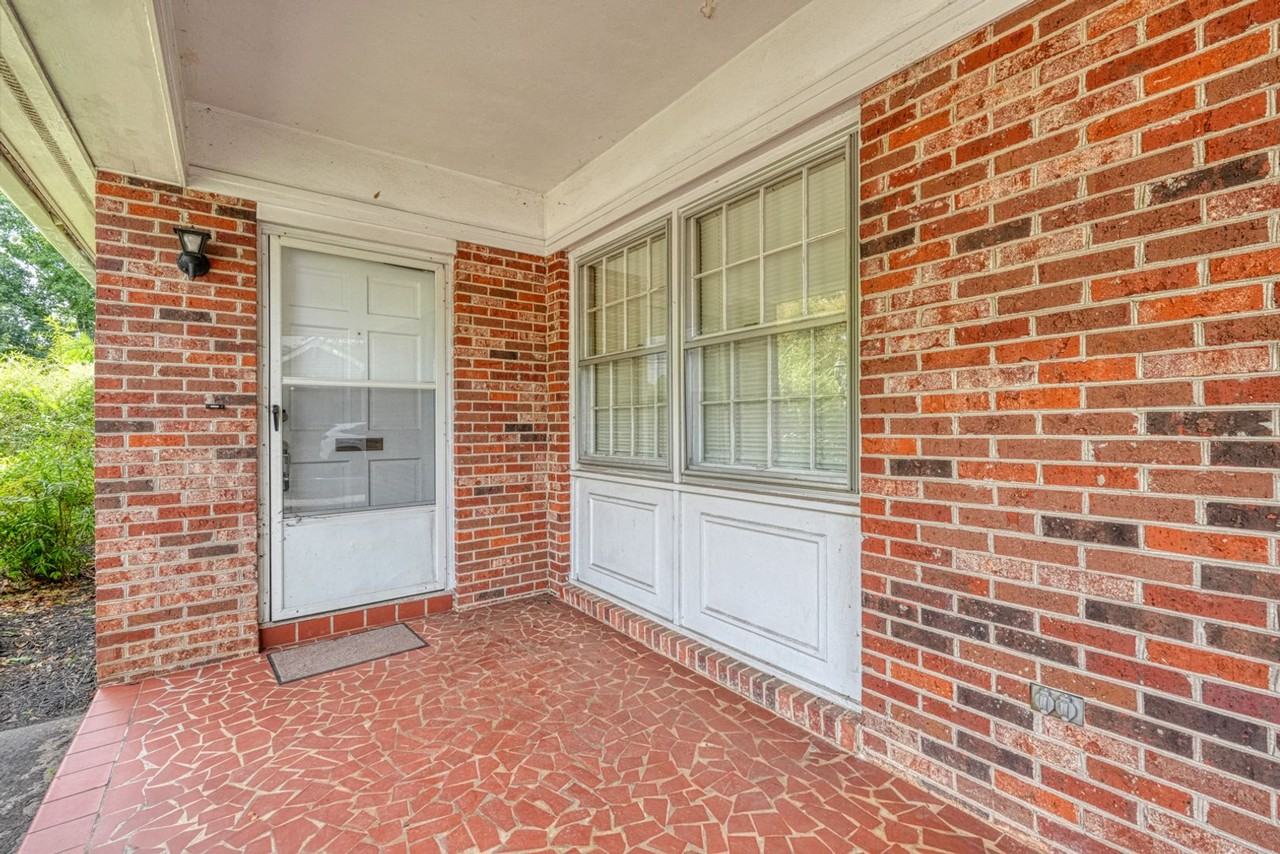 831 John B White Sr Blvd - Photo 4 of 50