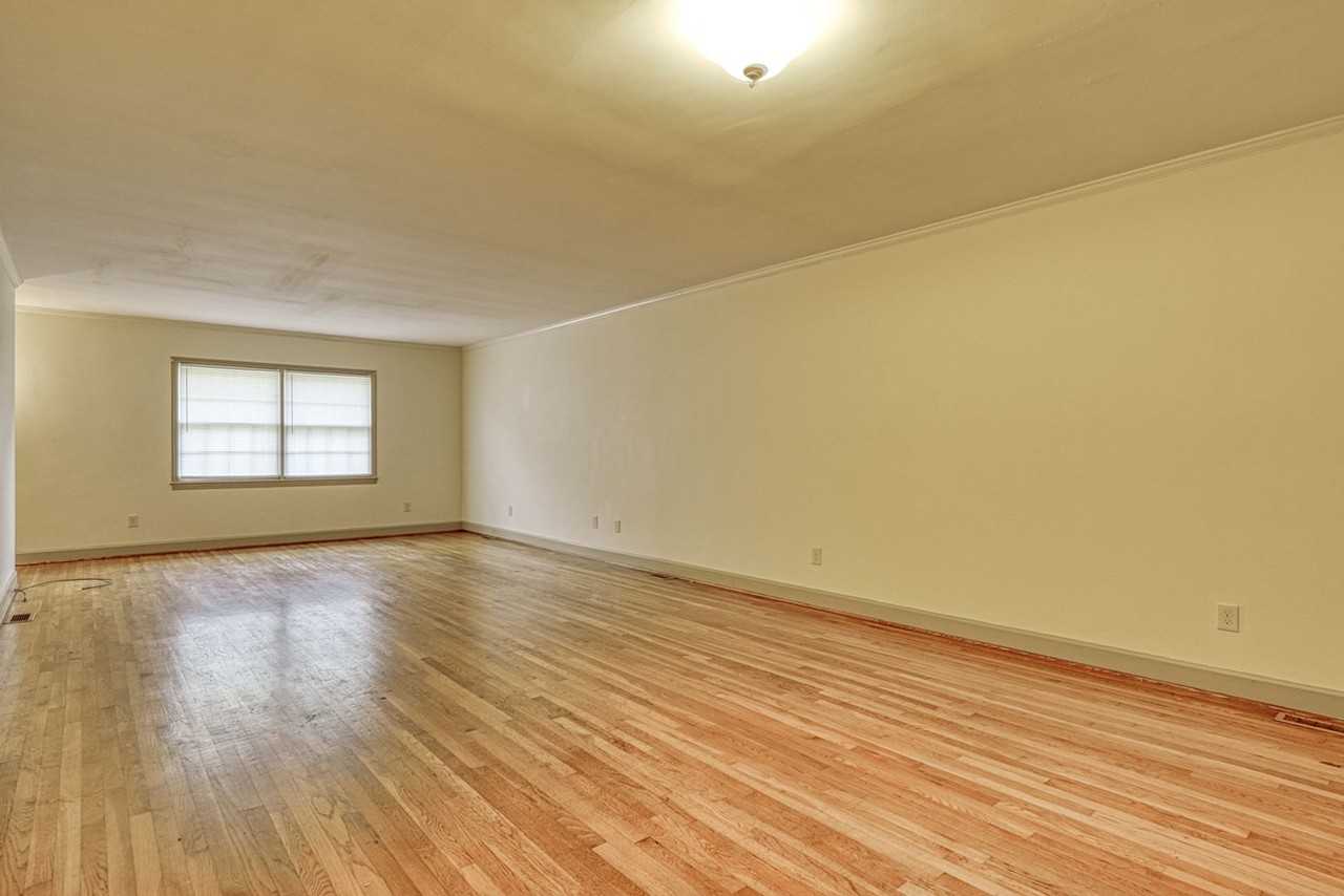 831 John B White Sr Blvd - Photo 6 of 49