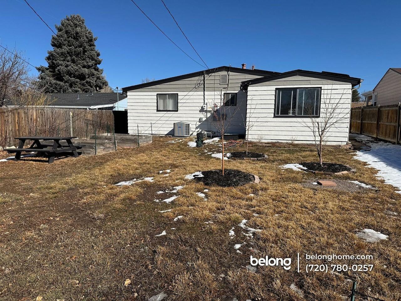 121 S Stuart St - Photo 7 of 40