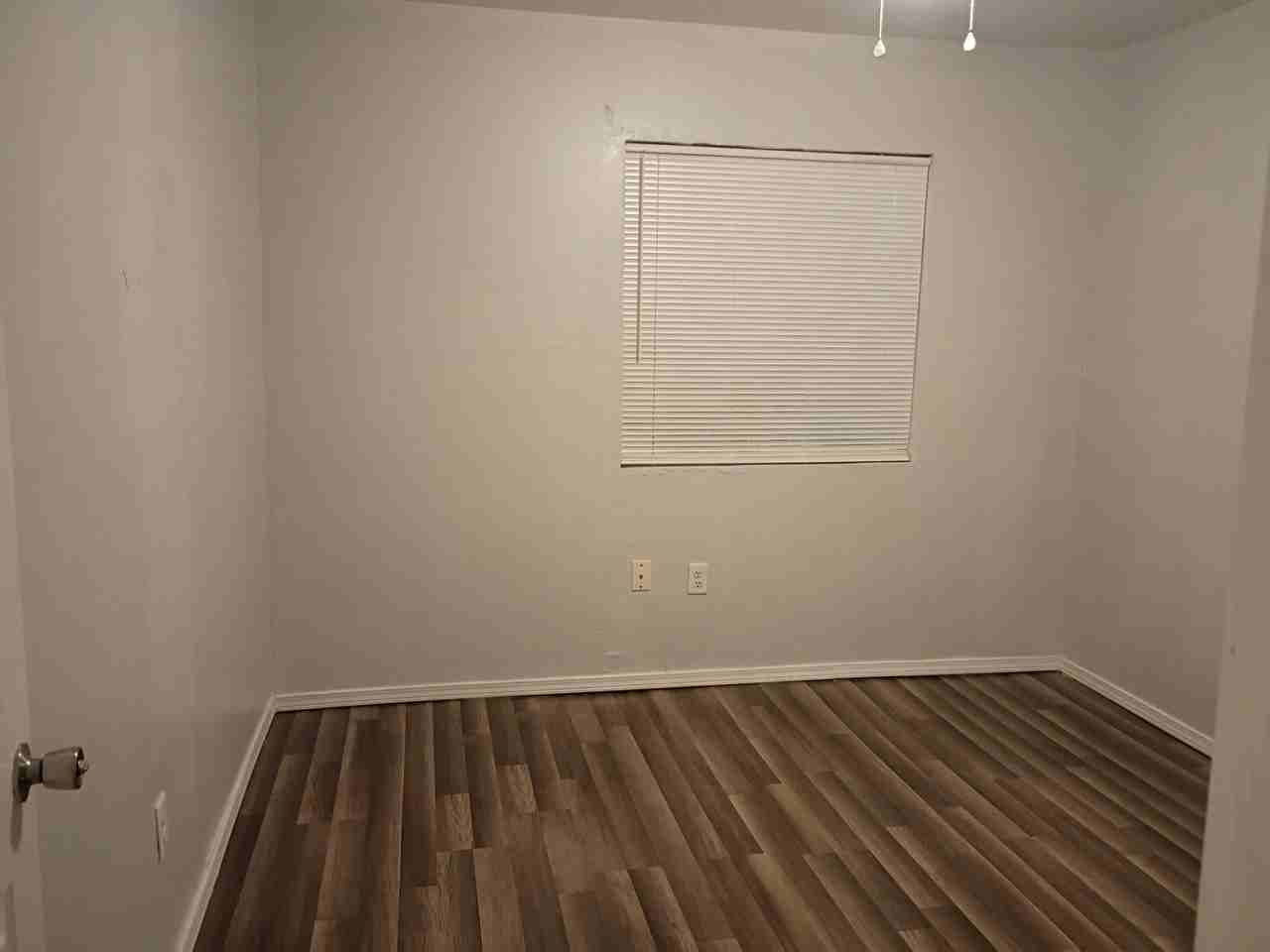 1207 N 10th St #2 - Photo 6 of 6