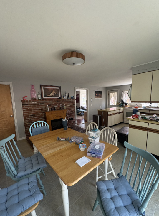 43 S Prospect St #1 - Photo 4 of 12