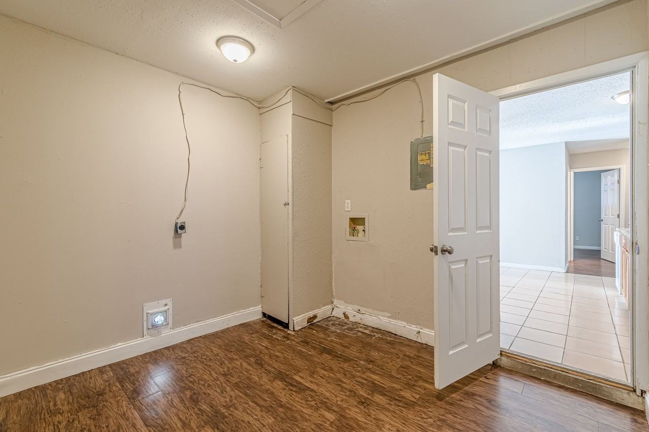 8414 Standing Rock St #1 - Photo 5 of 10