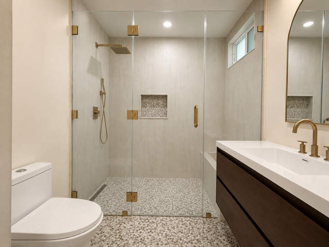 950 Hampton Rd - Photo 4 of 6