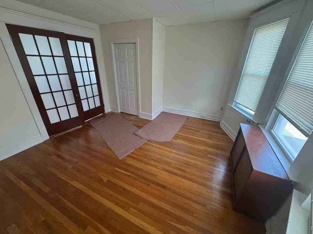 69 Fairfield St - Photo 3 of 8