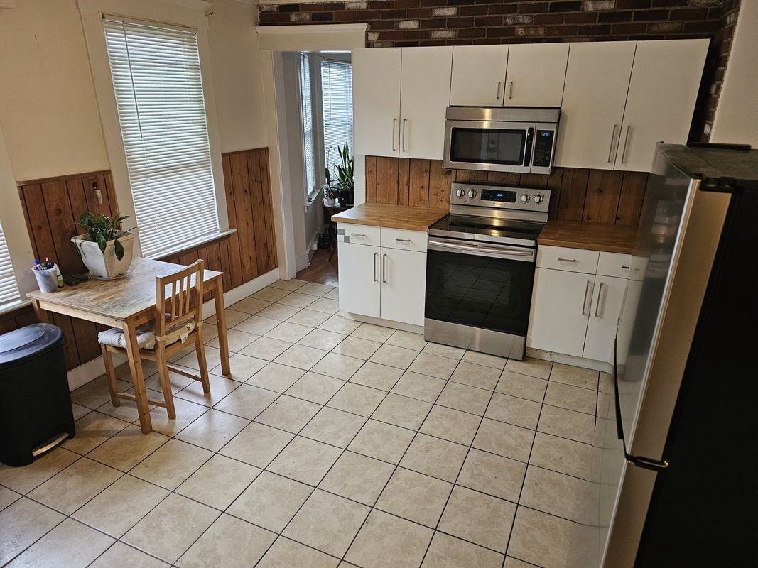 69 Fairfield St - Photo 4 of 8