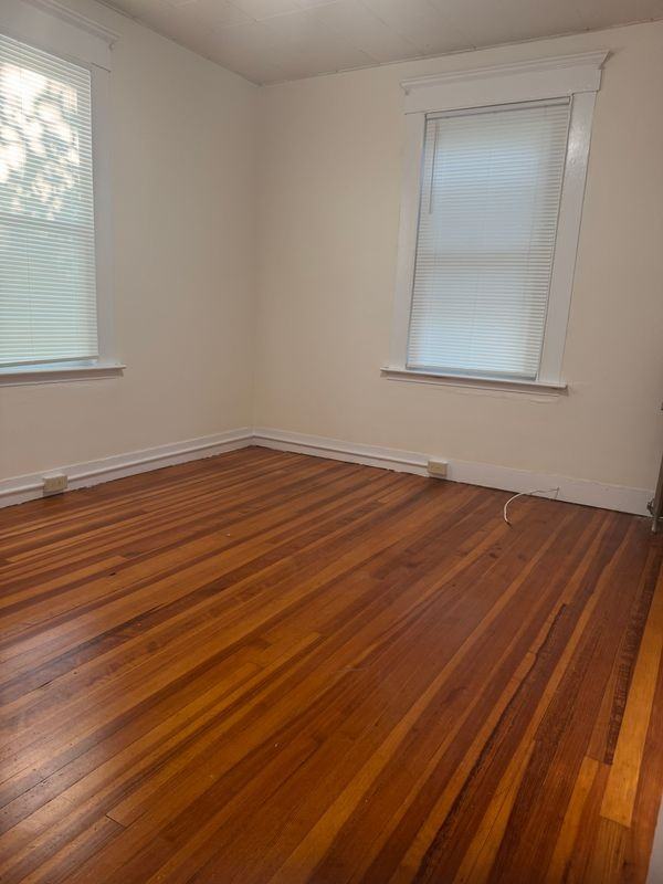69 Fairfield St - Photo 7 of 8