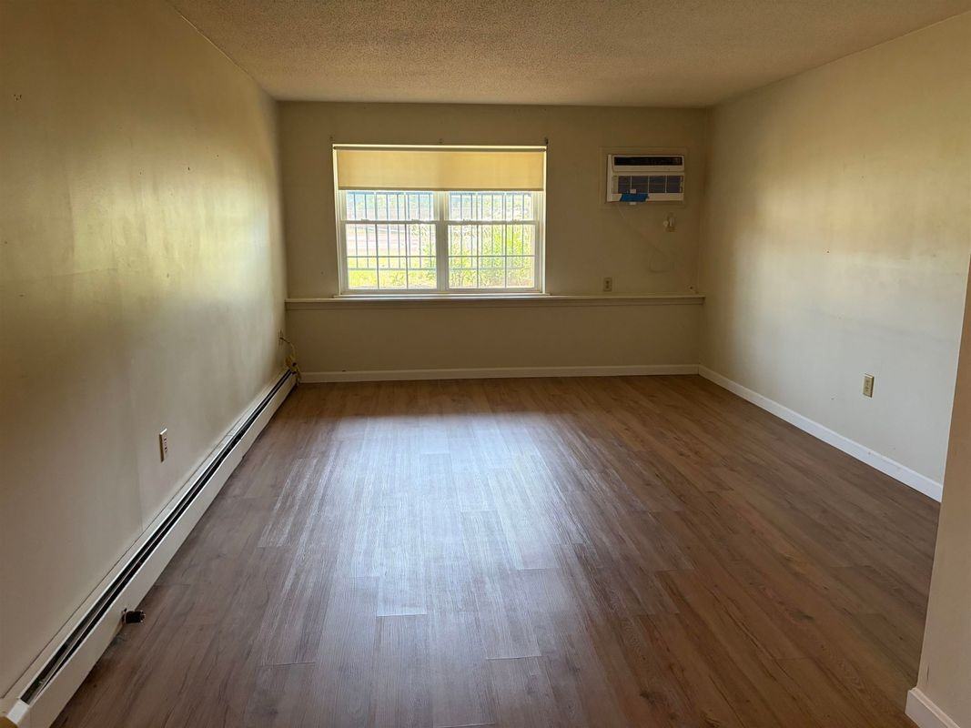 904 White Cedar Blvd - Photo 2 of 16
