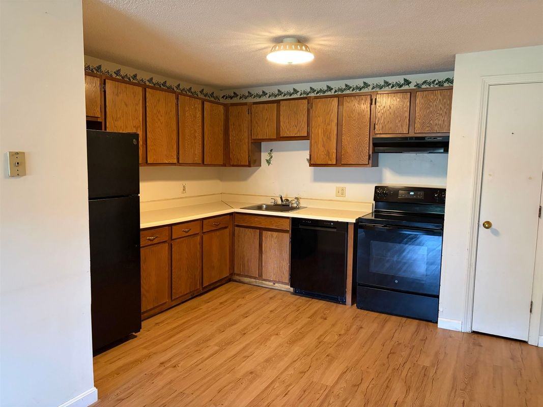 904 White Cedar Blvd - Photo 3 of 16